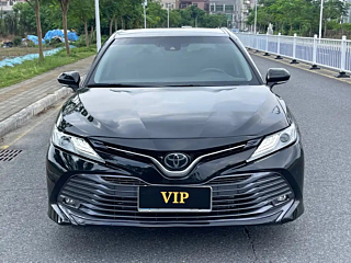 TOYOTA CAMRY 2019