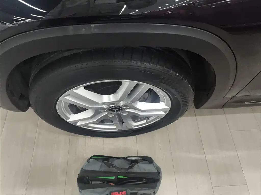 MERCEDES BENZ GLB 2020