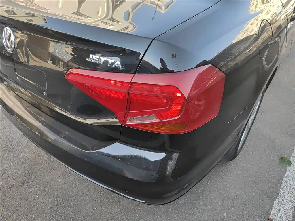 VOLKSWAGEN JETTA 2019