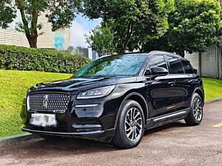 LINCOLN ADVENTURER 2020