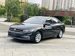 VOLKSWAGEN BORA  2021