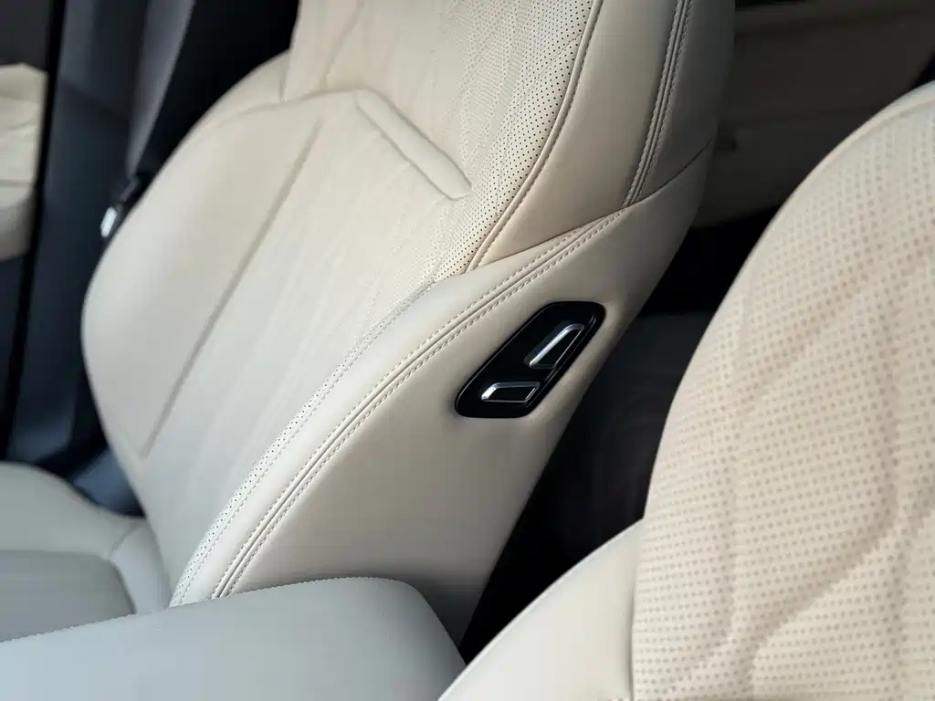 GEELY AUTO MONJARO 2024