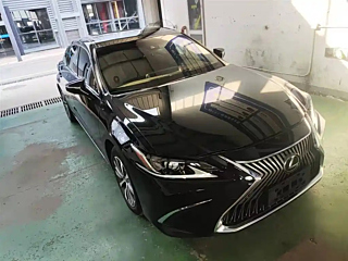 LEXUS ES 2020