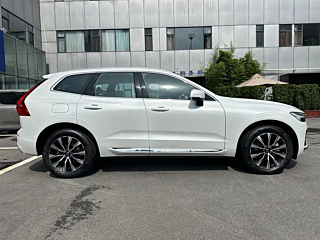 VOLVO XC60 2025 YEAR B5 4WD DELUXE EDITION 2025