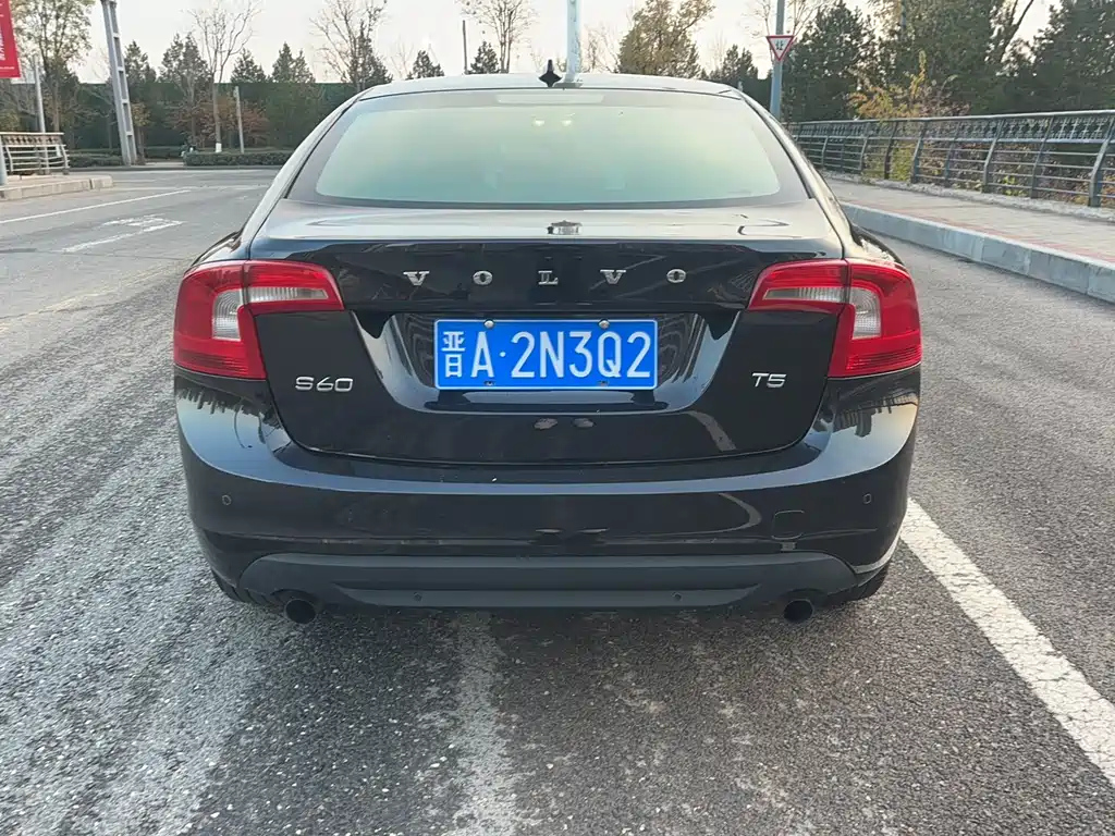 VOLVO S60 IMPORT 2013