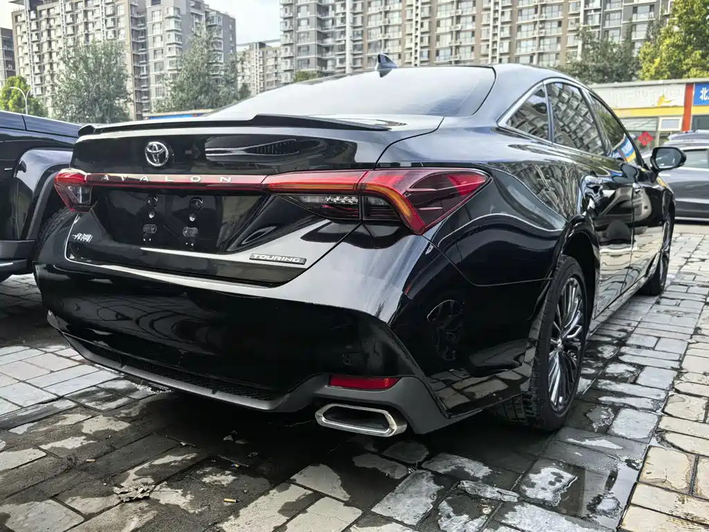 TOYOTA AVALON 2019