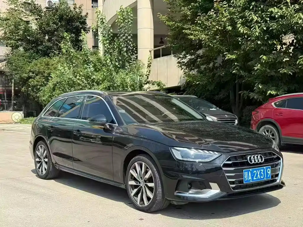 AUDI A4 IMPORT 2021