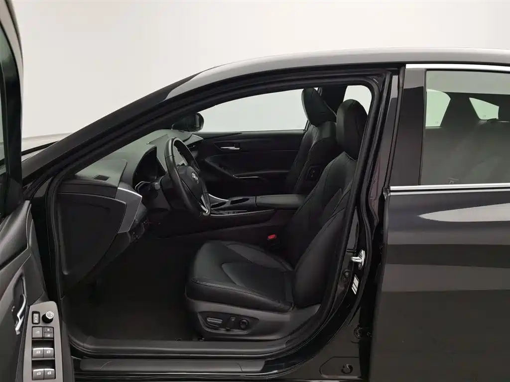 TOYOTA AVALON 2023