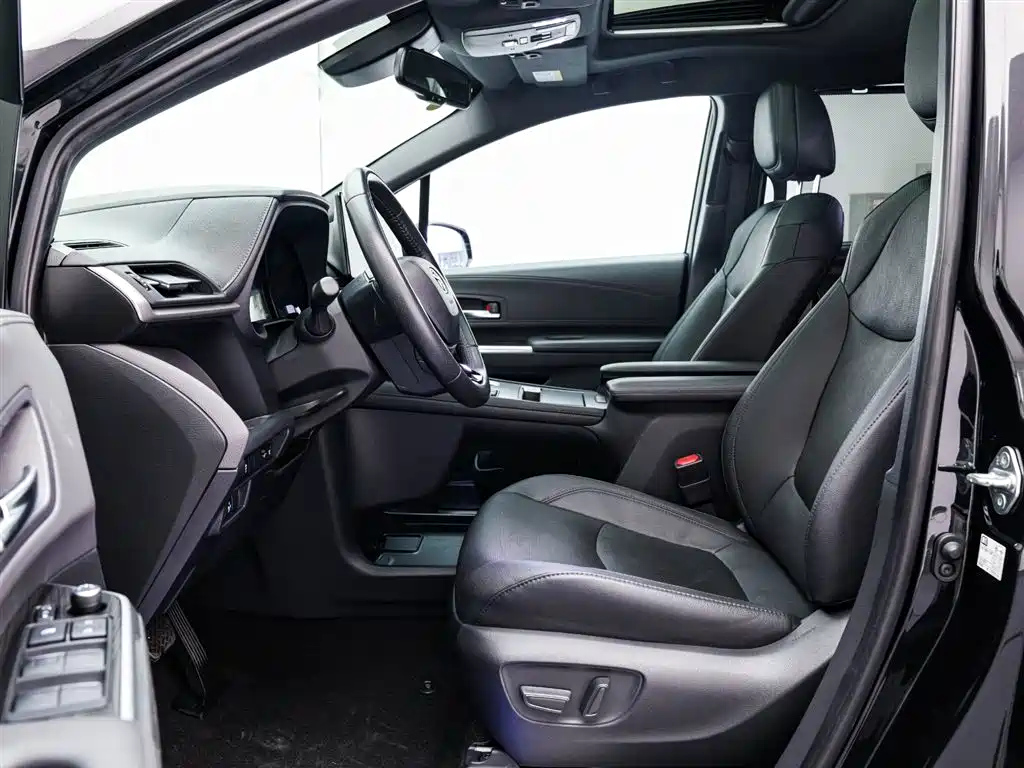 TOYOTA SIENNA SIENNA 2023