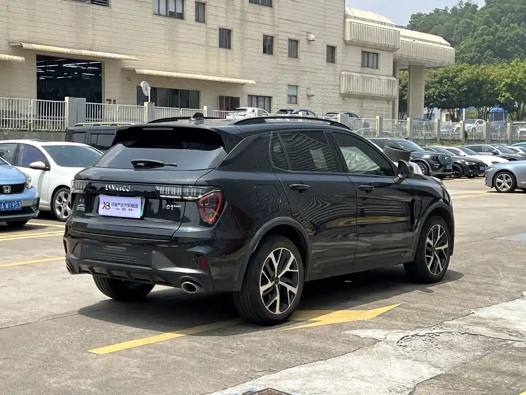 LYNK&CO 01 NEW ENERGY 2021