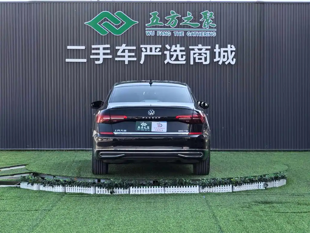 VOLKSWAGEN PASSAT 2020