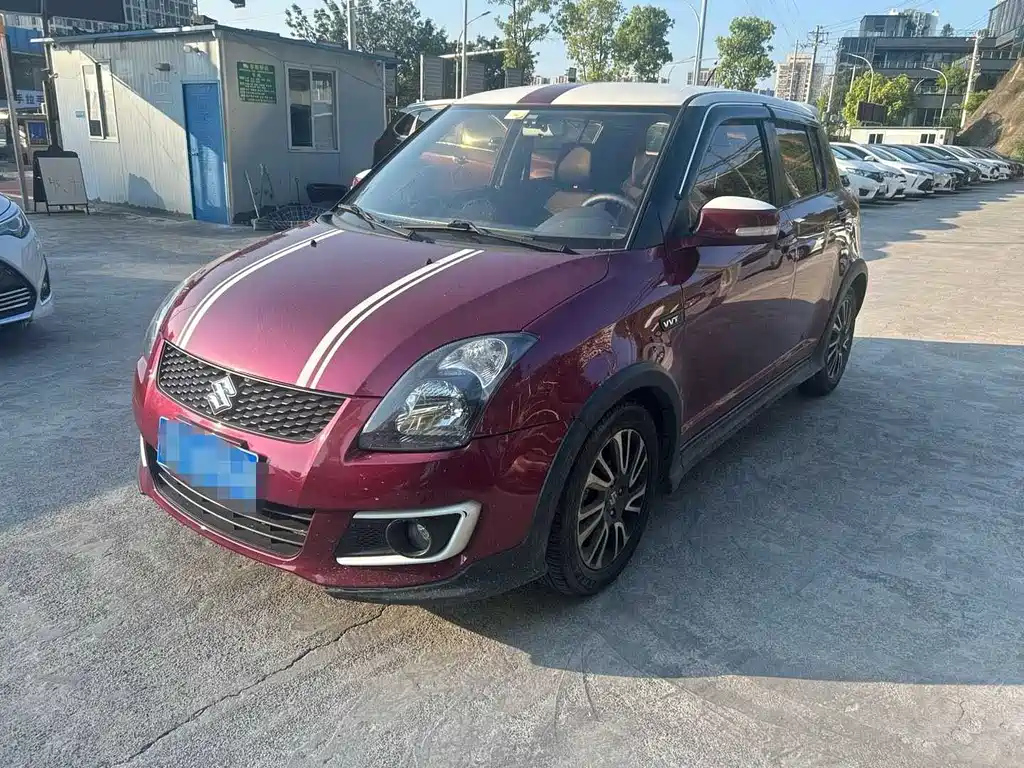 SUZUKI SWIFT 2017