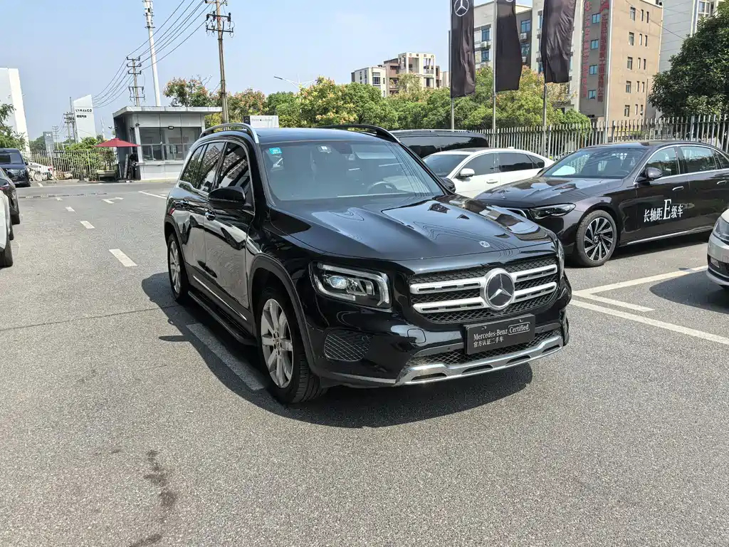 MERCEDES BENZ GLB 2020