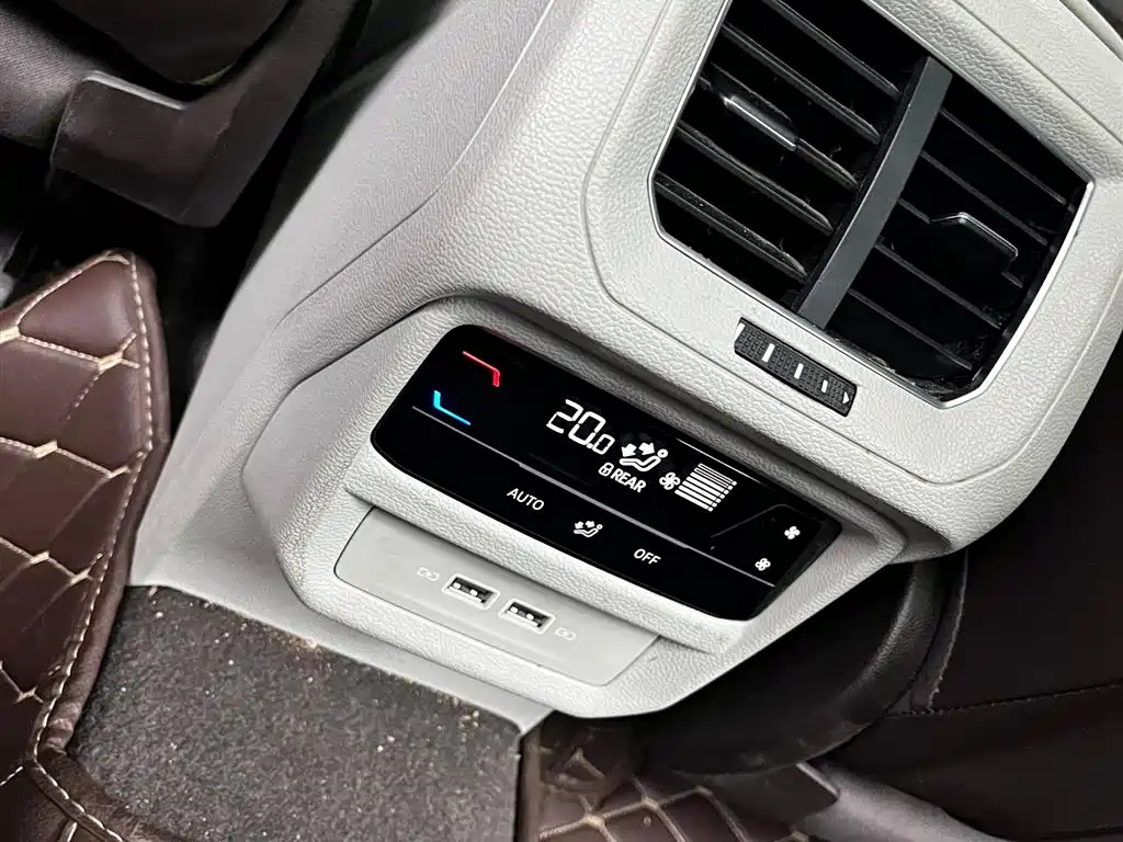 VOLKSWAGEN TAYRON 2022