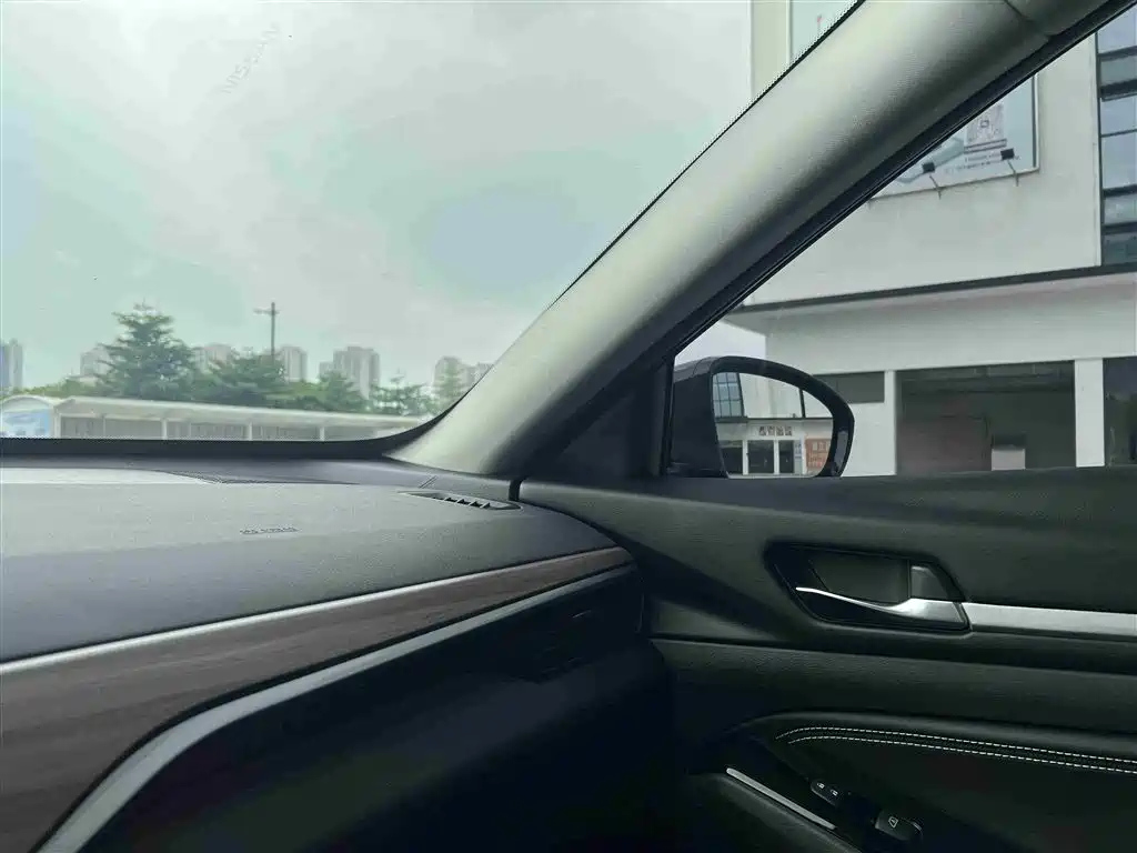 NISSAN TEANA 2021
