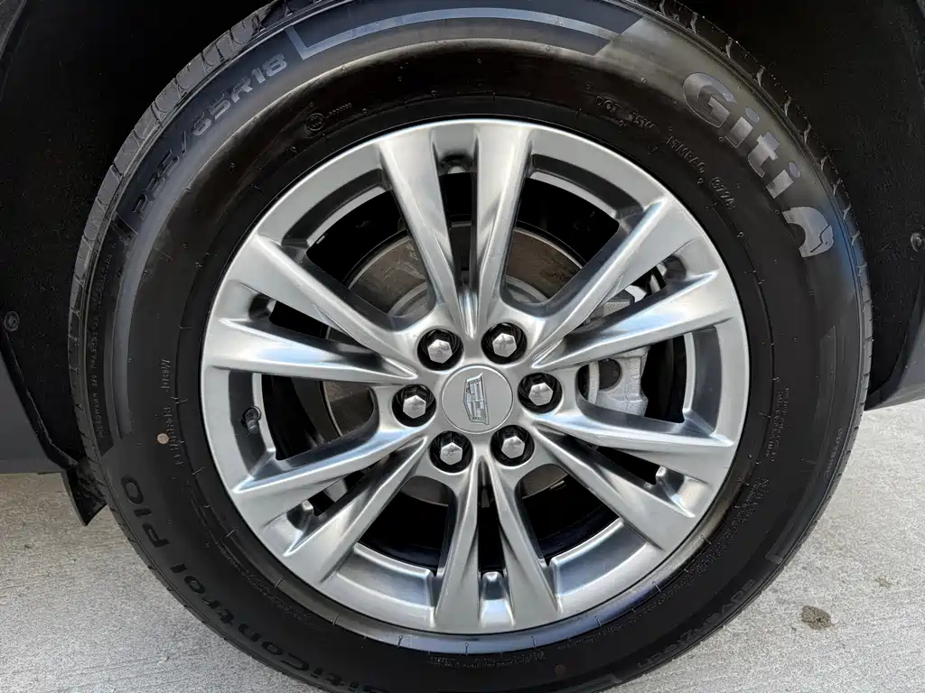 CADILLAC XT5 2020