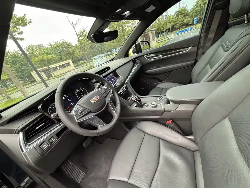 CADILLAC XT5 2020