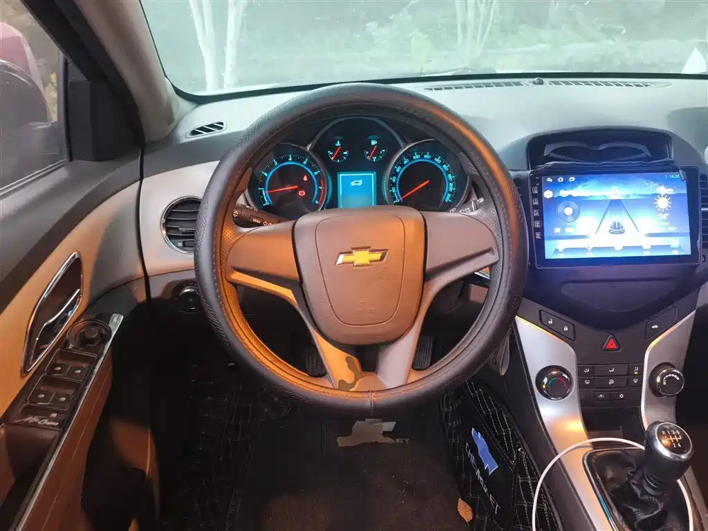 CHEVROLET CRUZE 2016