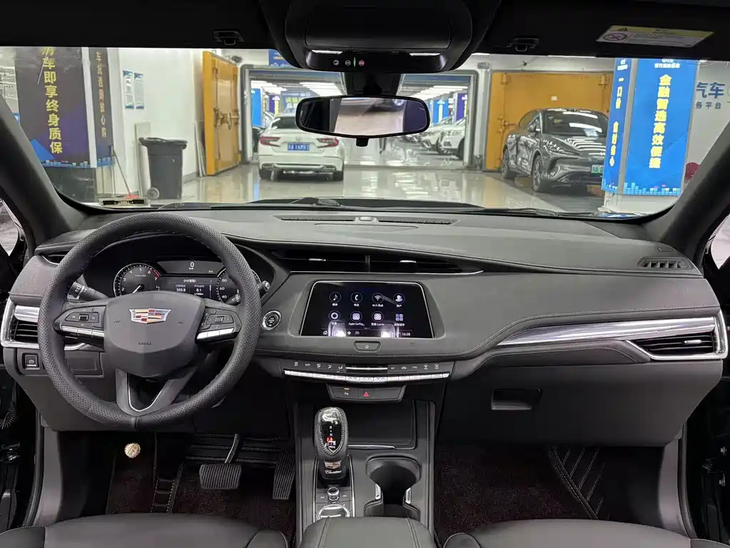 CADILLAC XT4 2020