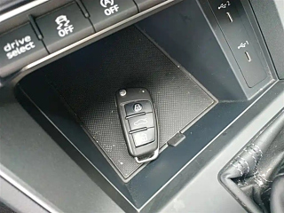 AUDI Q3 2024 YEAR 40 TFSI FASHION DYNAMIC 2024