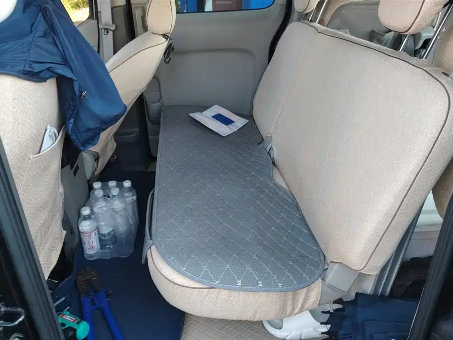 NISSAN NV200 2014