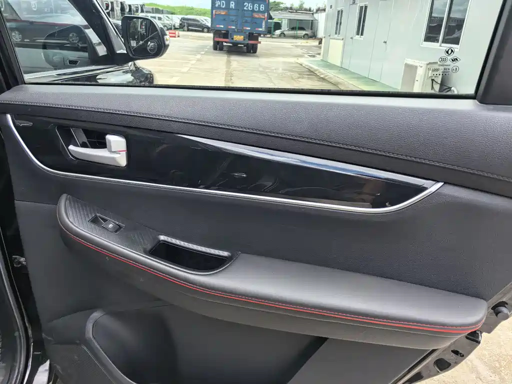 DONGFENG FORTHING SX6 2019