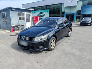 VOLKSWAGEN BORA 2014