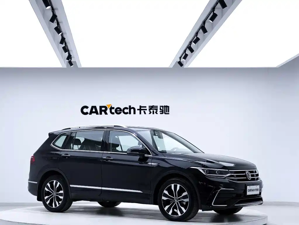 VOLKSWAGEN TIGUAN L 2024