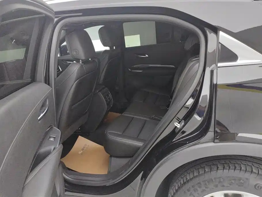 CADILLAC XT4 2020