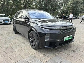 LI AUTO L7  2023