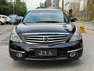 NISSAN TEANA 2011