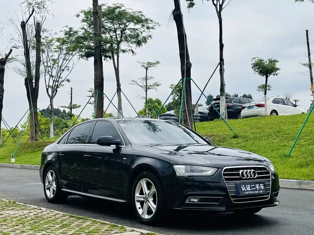 AUDI A4L 2015