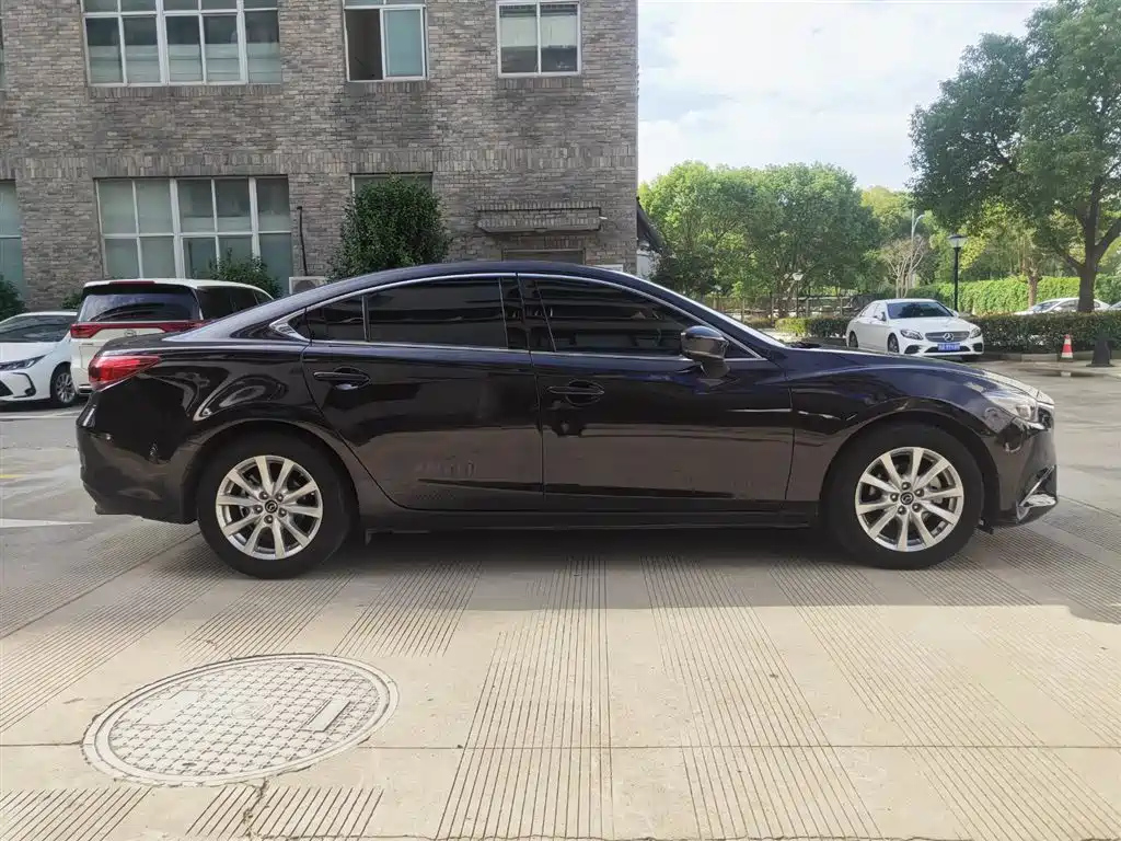 MAZDA ATENZA 2020
