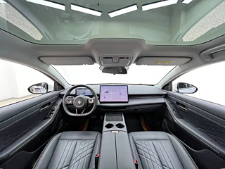 BAO JUN &#20139;&#22659;  2025 YEAR E-POWER 600KM DELUXE EDITION 2025