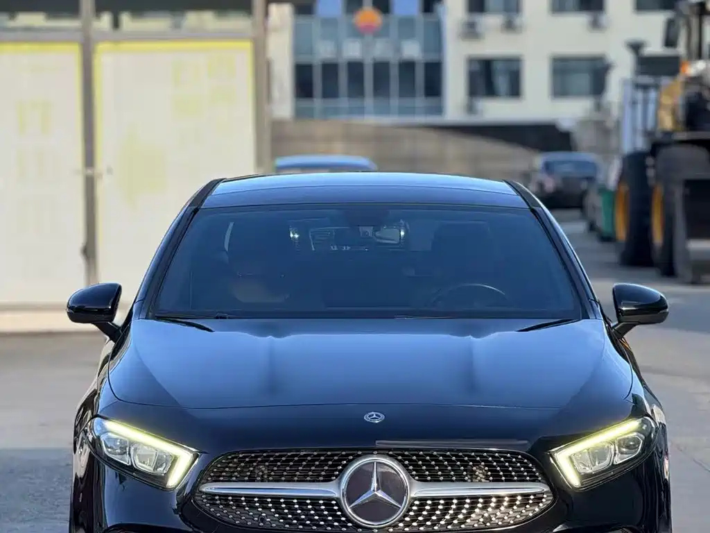 MERCEDES BENZ A-CLASS 2019