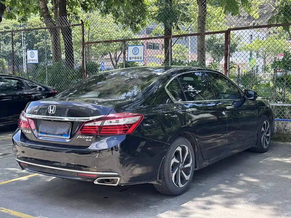 HONDA ACCORD 2016