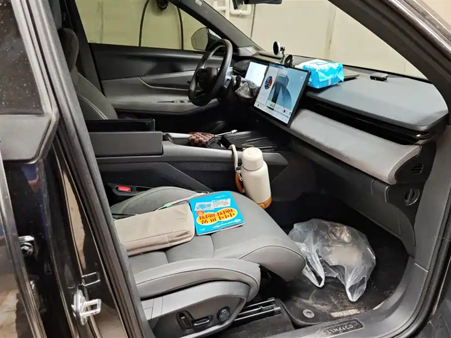 LYNK&CO 08 NEW ENERGY 2024