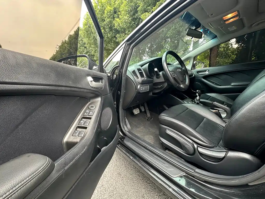 KIA K3 2013