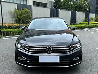 VOLKSWAGEN MAGOTAN 2023