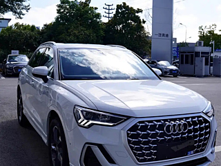 AUDI Q3  2024 YEAR 35 TFSI FASHION DYNAMIC 2024