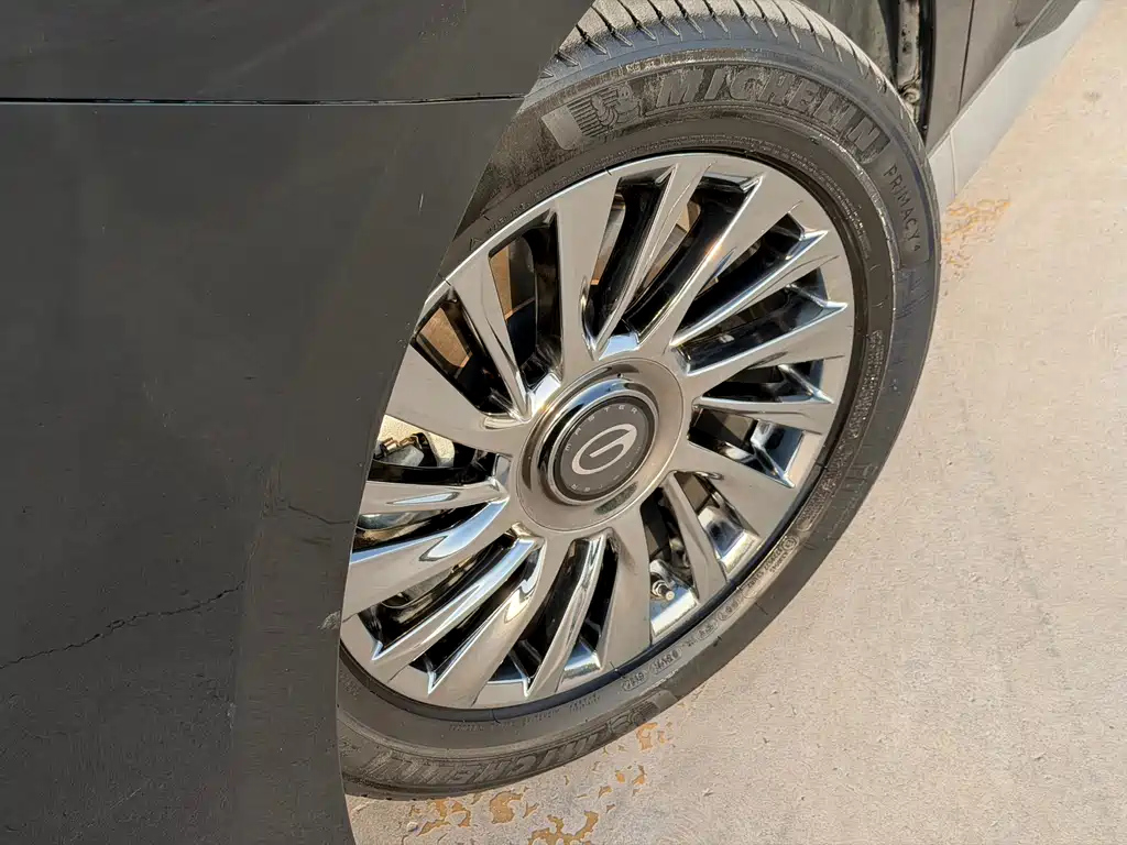 TRUMPCHI M8 2023