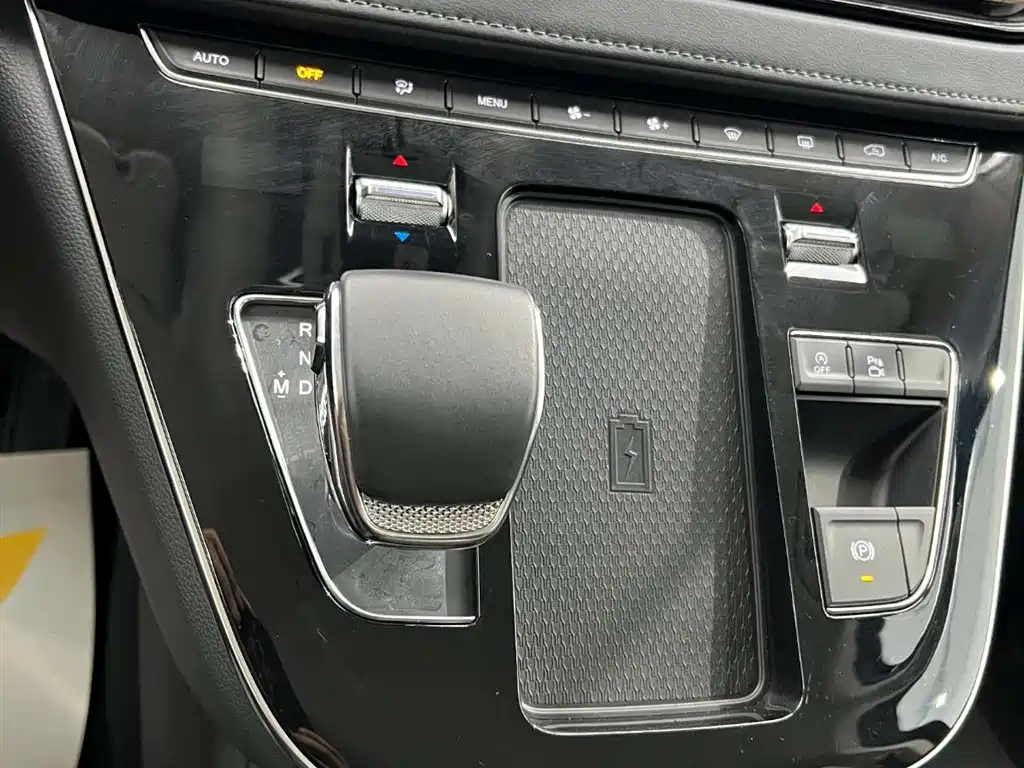 HONGQI HQ9 2023