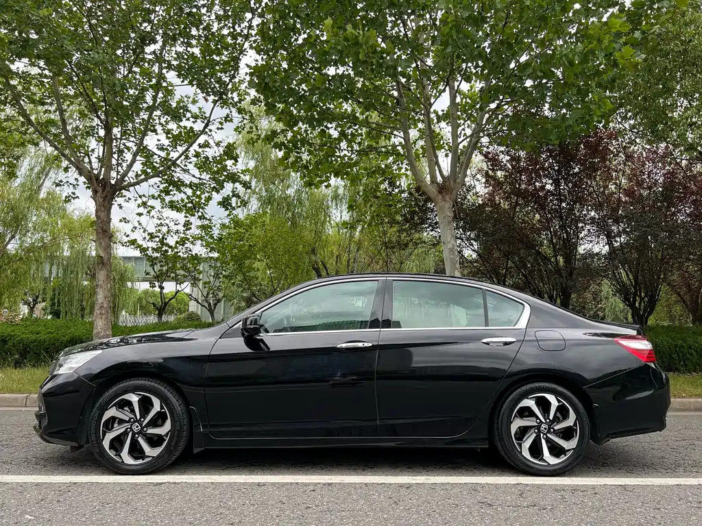 HONDA ACCORD 2016