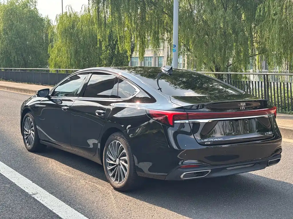 BUICK LACROSSE 2024