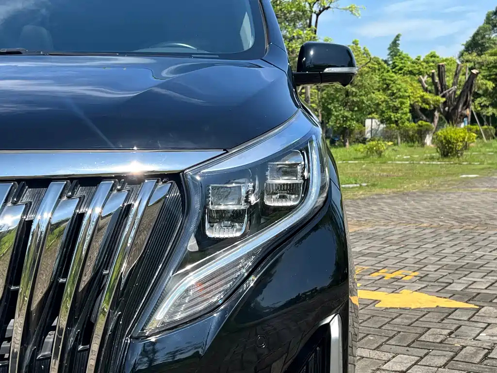 TRUMPCHI M8 2021