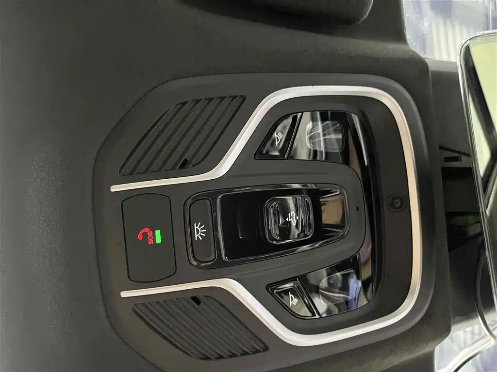 GEELY AUTO MONJARO 2021