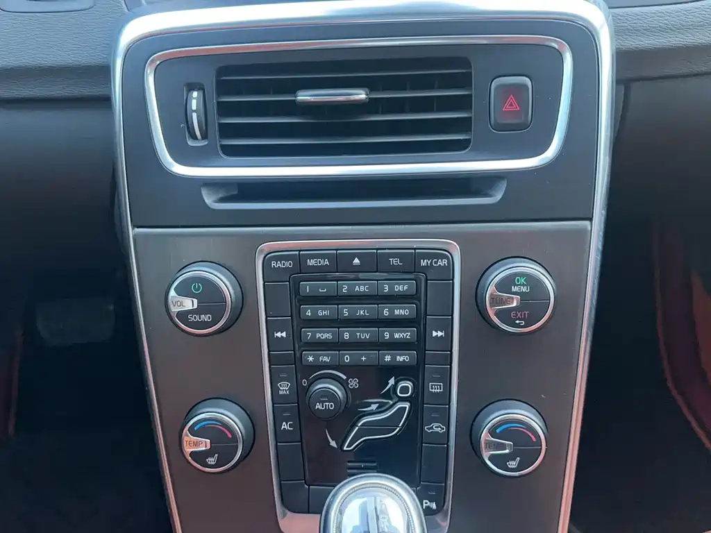 VOLVO S60 IMPORT 2013