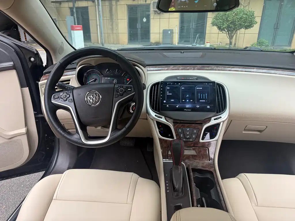 BUICK LACROSSE 2015