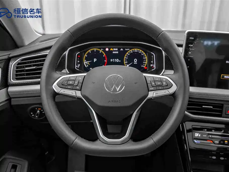 VOLKSWAGEN TAYRON 2025