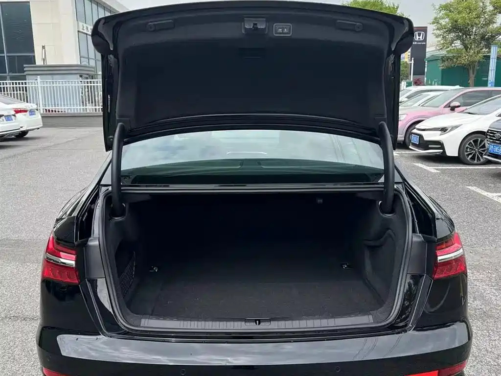 AUDI A6L 2023